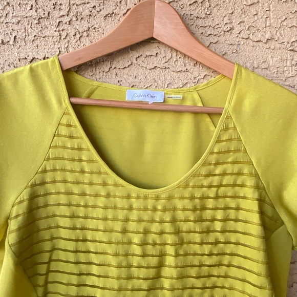 Calvin Klein | Olive Color Top - Picture 4 of 5